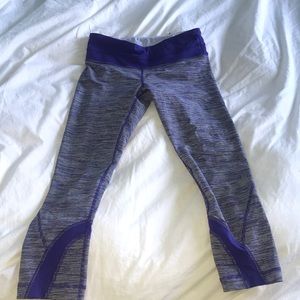 Lululemon leggings In pre worn but great condition